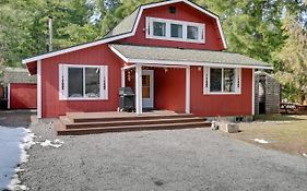 Cozy Ashford Home - 5 Mi To Rainier Natl Park!